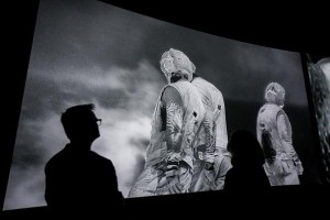 Christie-Projektoren unterstützen „Incoming“-Ausstellung im Barbican Centre