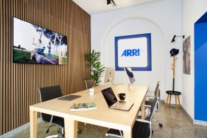 Arri eröffnet Büro in Rom