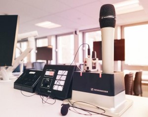 Universität von Edinburgh installiert Sennheisers SpeechLine-Digital-Wireless-Serie