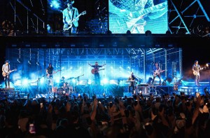 Chris Reade lights Dierks Bentley shows with Chauvet