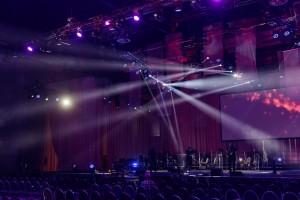 Zound’z Unlimited beleuchtet Show zum Tag der Deutschen Einheit mit Robe-Moving-Lights