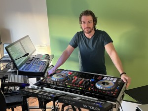 Marc-Antoine Girard reinvents DJ livestreaming with help from Obsidian Onyx platform