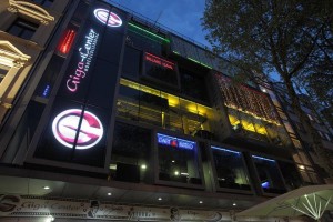 Innlights stattet erneut Kölner Giga-Center mit LED-Display aus