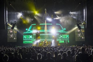 Robe fixtures on tour with Macklemore & Ryan Lewis