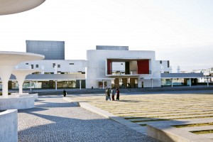 Broadcast Solutions implementiert Glasfaserkomponenten im Staatstheater Darmstadt