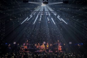 Niklas Fuchs busks Lemo’s “Unplugged Tour” with ChamSys Stadium Connect