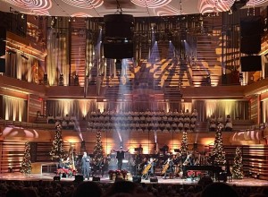 “Parapapam” at Montreal’s Maison Symphonique lit with Chauvet