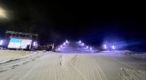 GLP JDC1 verfolgen Ski- und Snowboardtricks bei kanadischer „Big Air Show“