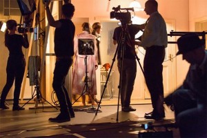 PRG XL Video﻿ liefert Videotechnik für Inszenierung am Hamburger Schauspielhaus