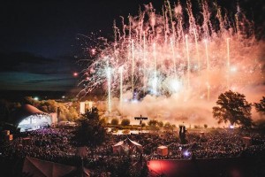 Colour Sound supplies nearly 500 moving lights to Secret Garden Party