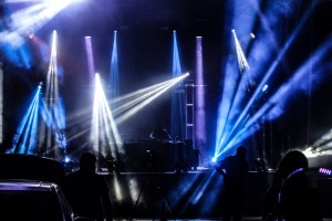 Corona: Onstage Systems brings live events back to Dallas area with Capricorn Drive-In and Elation gear