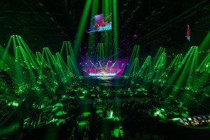 Henk-Jan van Beek setzt Lichtdesign beim Eurovision Song Contest mit Robe um