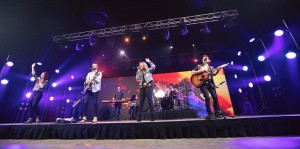 Corona: Events United and Chauvet enhance Central Church Easter services for streaming